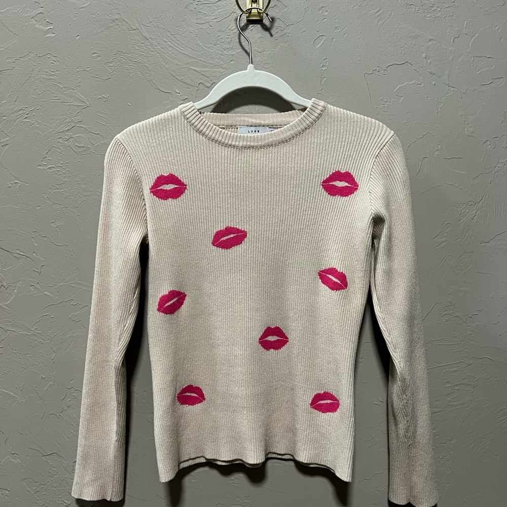 Lush Ribbed Sweater - Picture 2 of 6